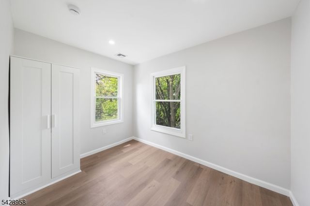 55 Kenmore Ave, Newark City, NJ 07106
