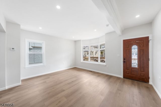 55 Kenmore Ave, Newark City, NJ 07106