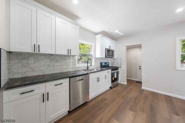 55 Kenmore Ave, Newark City, NJ 07106