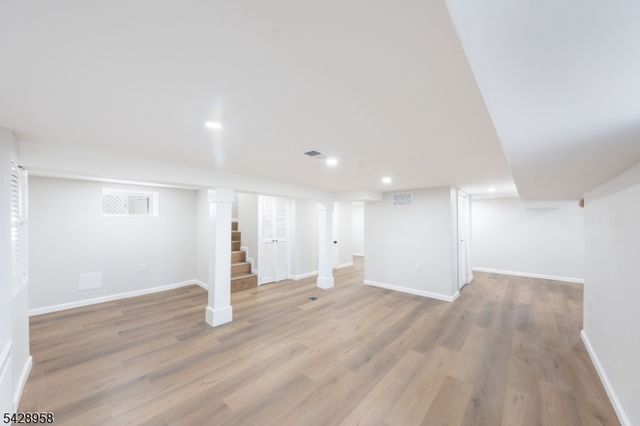 55 Kenmore Ave, Newark City, NJ 07106