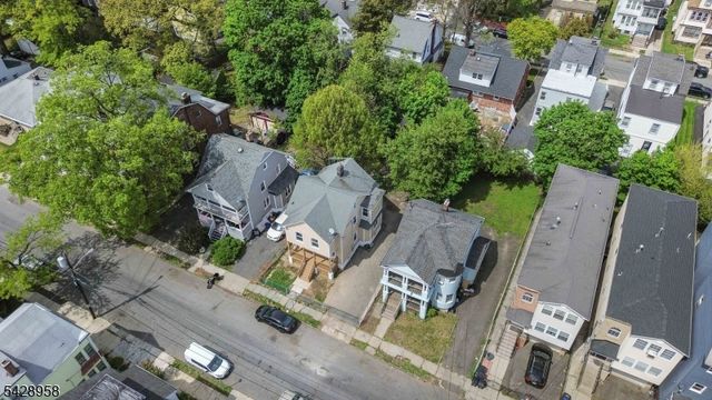 55 Kenmore Ave, Newark City, NJ 07106