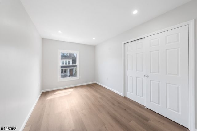 55 Kenmore Ave, Newark City, NJ 07106