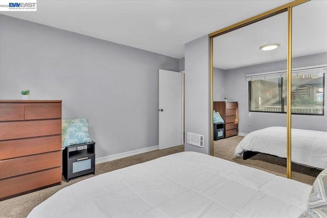 7 Embarcadero 312, Oakland, CA 94607