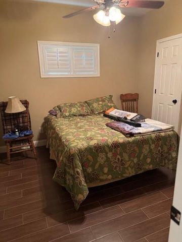 270 County Road 2050, Hull, TX 77564