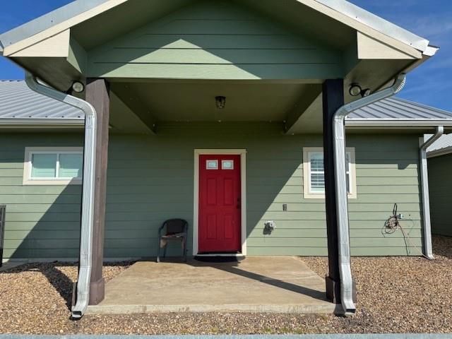270 County Road 2050, Hull, TX 77564