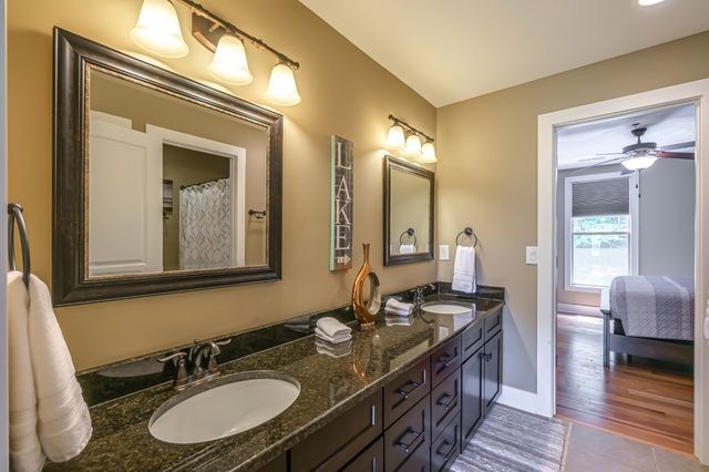 320 Floating Mill Rd, Silver Point, TN 38582