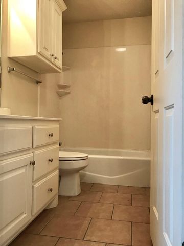 3211 110th Street, A, Lubbock, TX 79423