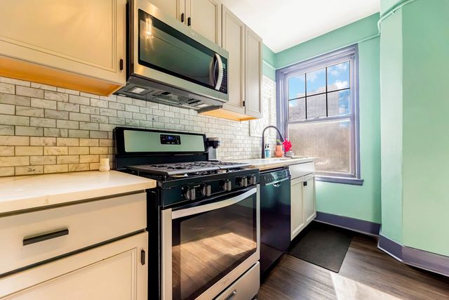 7321 S South Shore Drive 2B, Chicago, IL 60649