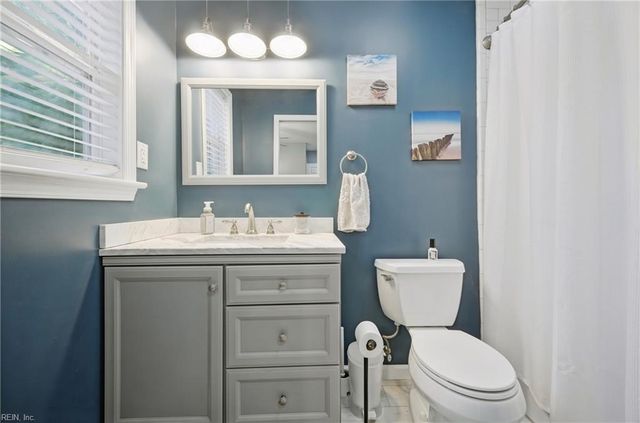 19 Omera PL, Hampton, VA 23666