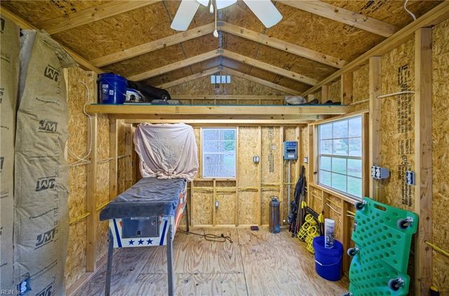 19 Omera PL, Hampton, VA 23666