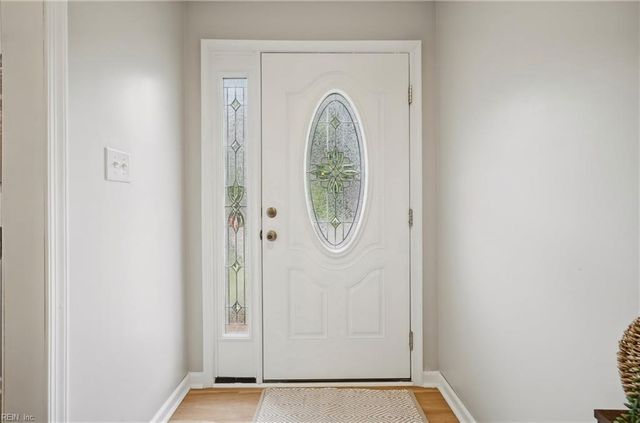 19 Omera PL, Hampton, VA 23666