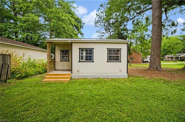 19 Omera PL, Hampton, VA 23666