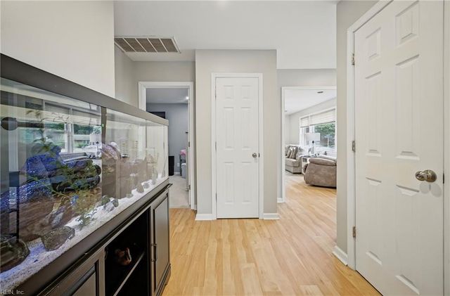 19 Omera PL, Hampton, VA 23666