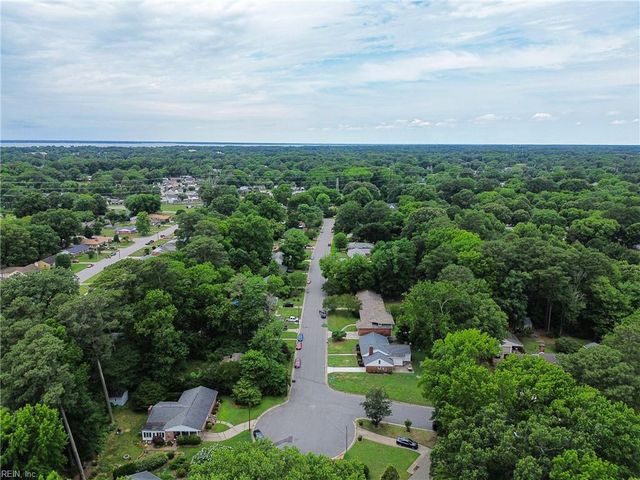 19 Omera PL, Hampton, VA 23666