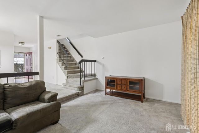 705 Maplecrest Road, Edison, NJ 08820