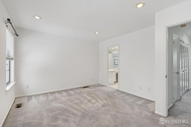 705 Maplecrest Road, Edison, NJ 08820