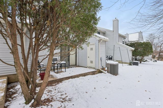 705 Maplecrest Road, Edison, NJ 08820