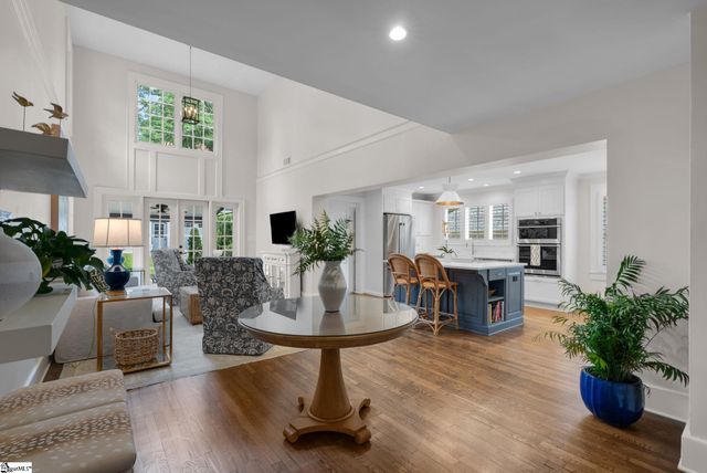 102 Fairview Avenue, Greenville, SC 29601