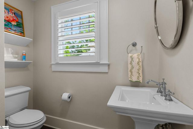 102 Fairview Avenue, Greenville, SC 29601