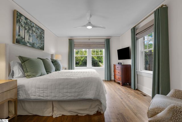 102 Fairview Avenue, Greenville, SC 29601