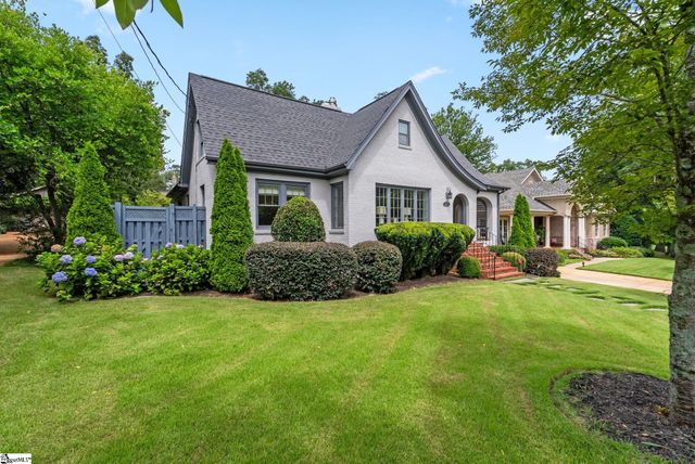 102 Fairview Avenue, Greenville, SC 29601