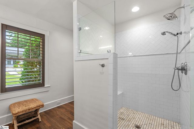 102 Fairview Avenue, Greenville, SC 29601