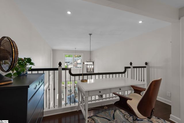 102 Fairview Avenue, Greenville, SC 29601