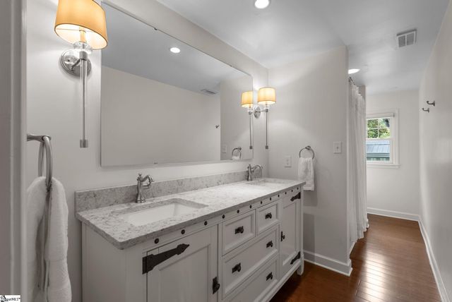 102 Fairview Avenue, Greenville, SC 29601