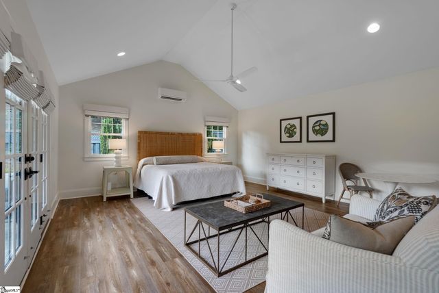 102 Fairview Avenue, Greenville, SC 29601