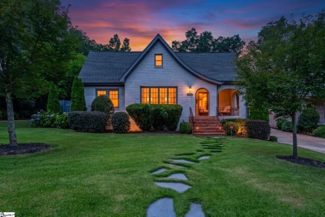 102 Fairview Avenue, Greenville, SC 29601