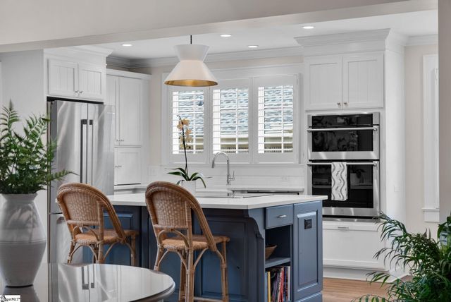 102 Fairview Avenue, Greenville, SC 29601