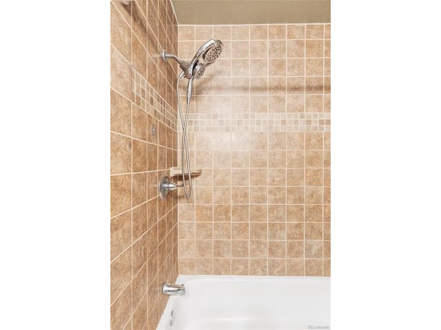 3820 S Fraser St, Aurora, CO 80014