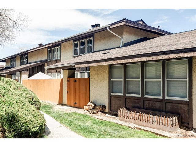 3820 S Fraser St, Aurora, CO 80014