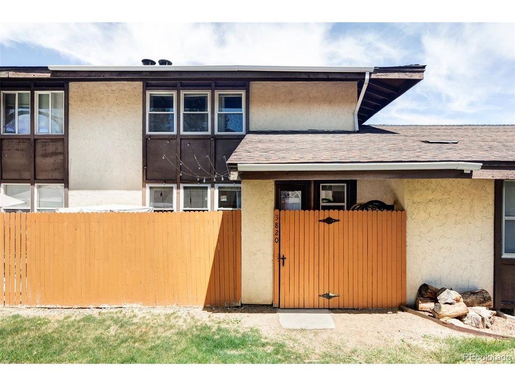 3820 S Fraser St, Aurora, CO 80014