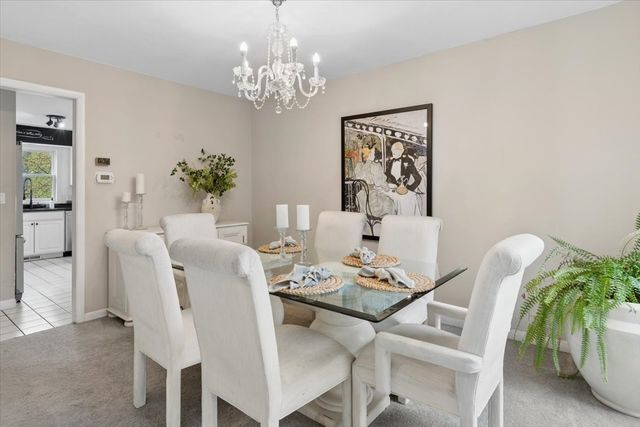 1923 Hillside Lane, Lisle, IL 60532