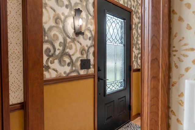 2400 W Cherokee DRIVE, Appleton, WI 54914