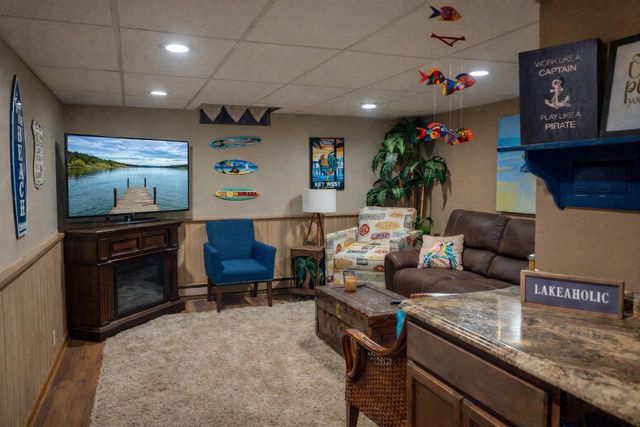 2400 W Cherokee DRIVE, Appleton, WI 54914