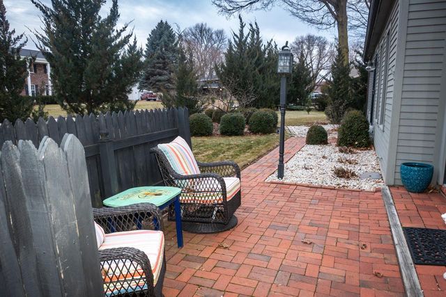 2400 W Cherokee DRIVE, Appleton, WI 54914