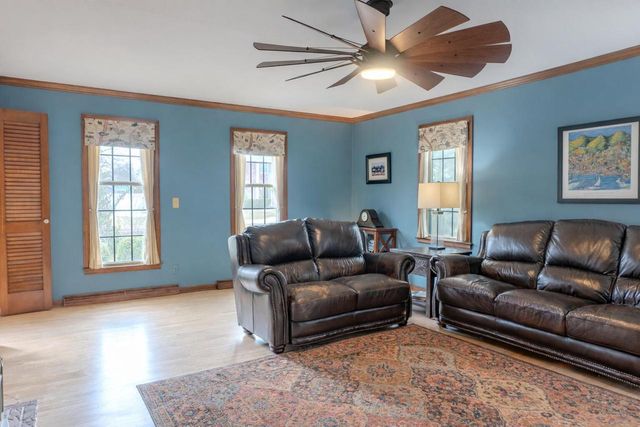 2400 W Cherokee DRIVE, Appleton, WI 54914