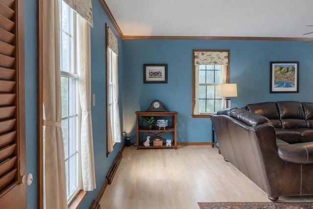 2400 W Cherokee DRIVE, Appleton, WI 54914