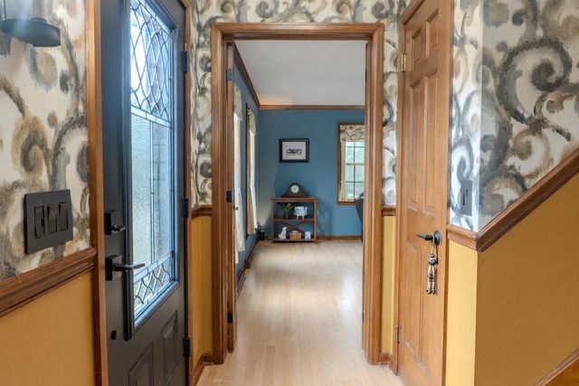 2400 W Cherokee DRIVE, Appleton, WI 54914