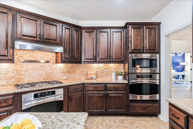 16017 Snowdonia CV, Bee Cave, TX 78738