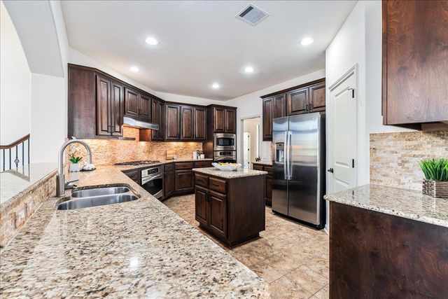 16017 Snowdonia CV, Bee Cave, TX 78738