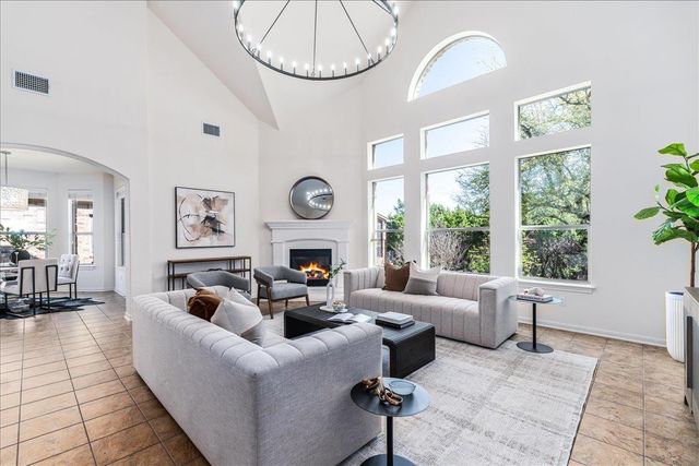 16017 Snowdonia CV, Bee Cave, TX 78738