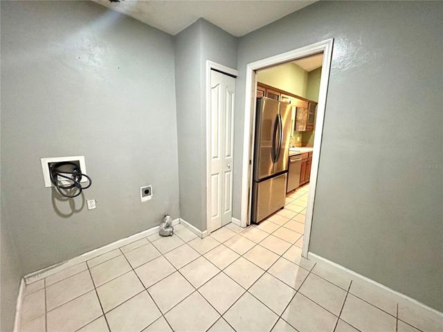 25330 SW 20TH AVE, Newberry, FL 32669