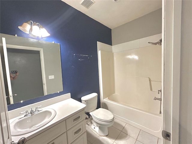 25330 SW 20TH AVE, Newberry, FL 32669