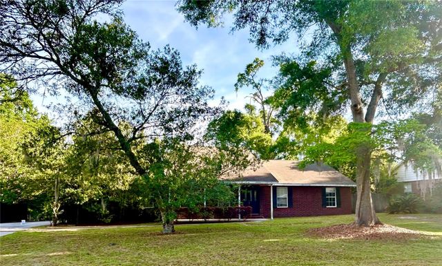 25330 SW 20TH AVE, Newberry, FL 32669