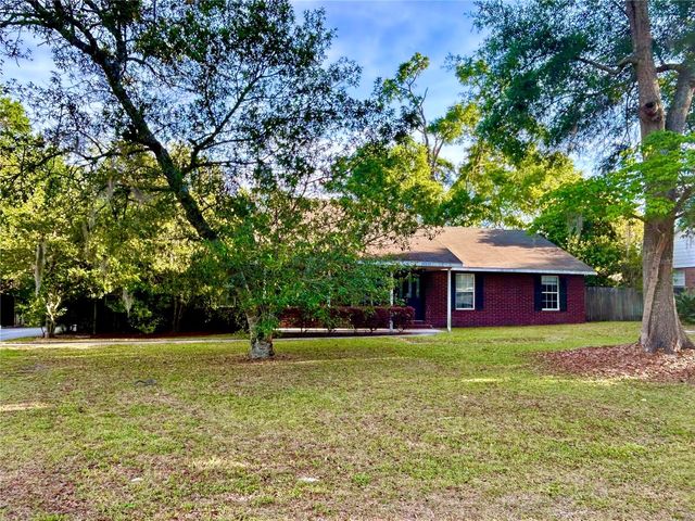 25330 SW 20TH AVE, Newberry, FL 32669