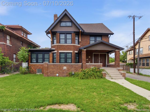 17 COLORADO Street, Highland Park, MI 48203