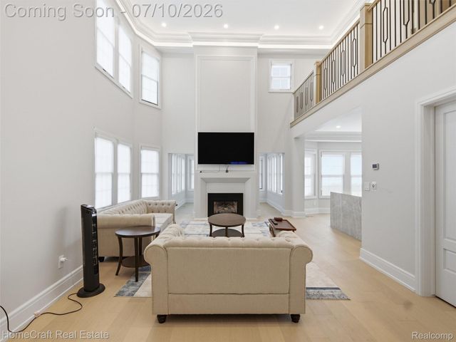 17 COLORADO Street, Highland Park, MI 48203